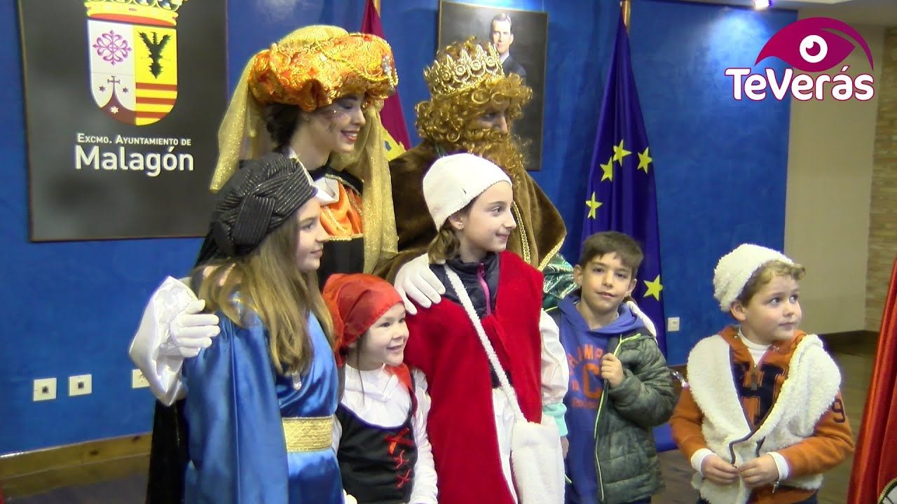 Los Reyes Magos saludaron a los niños de Malagón