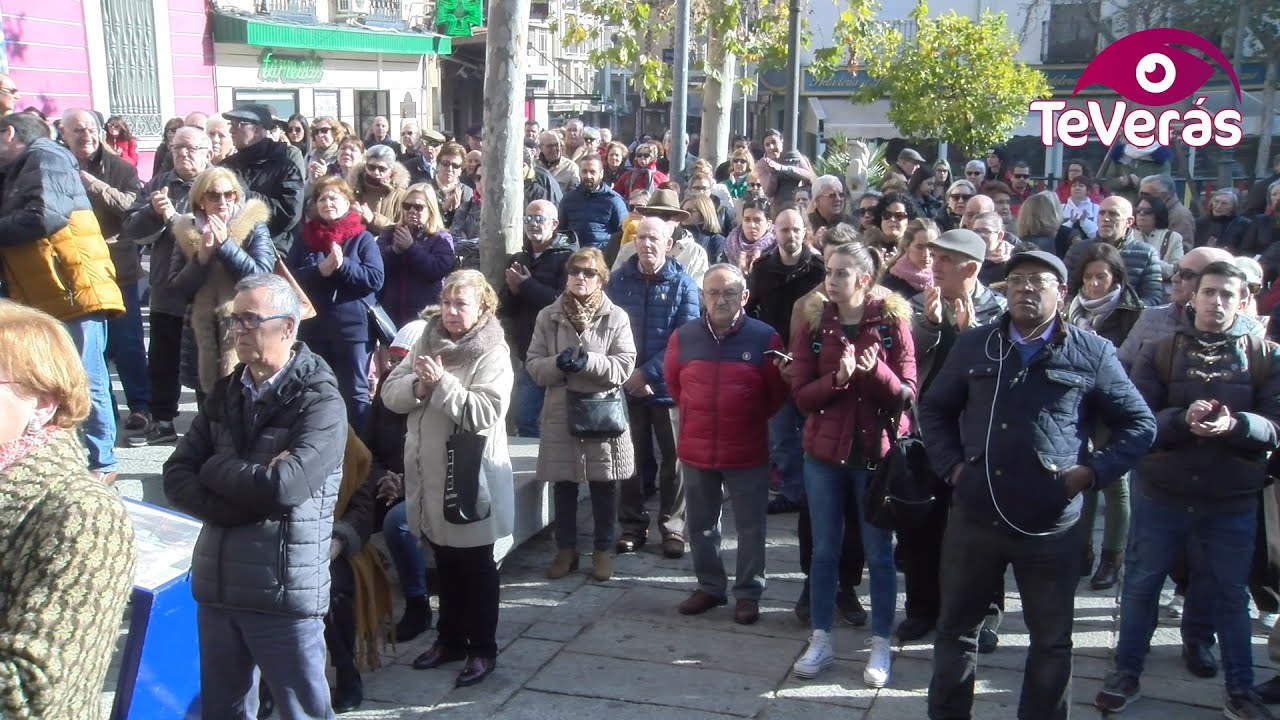 Puertollano se concentra contra la violencia de género