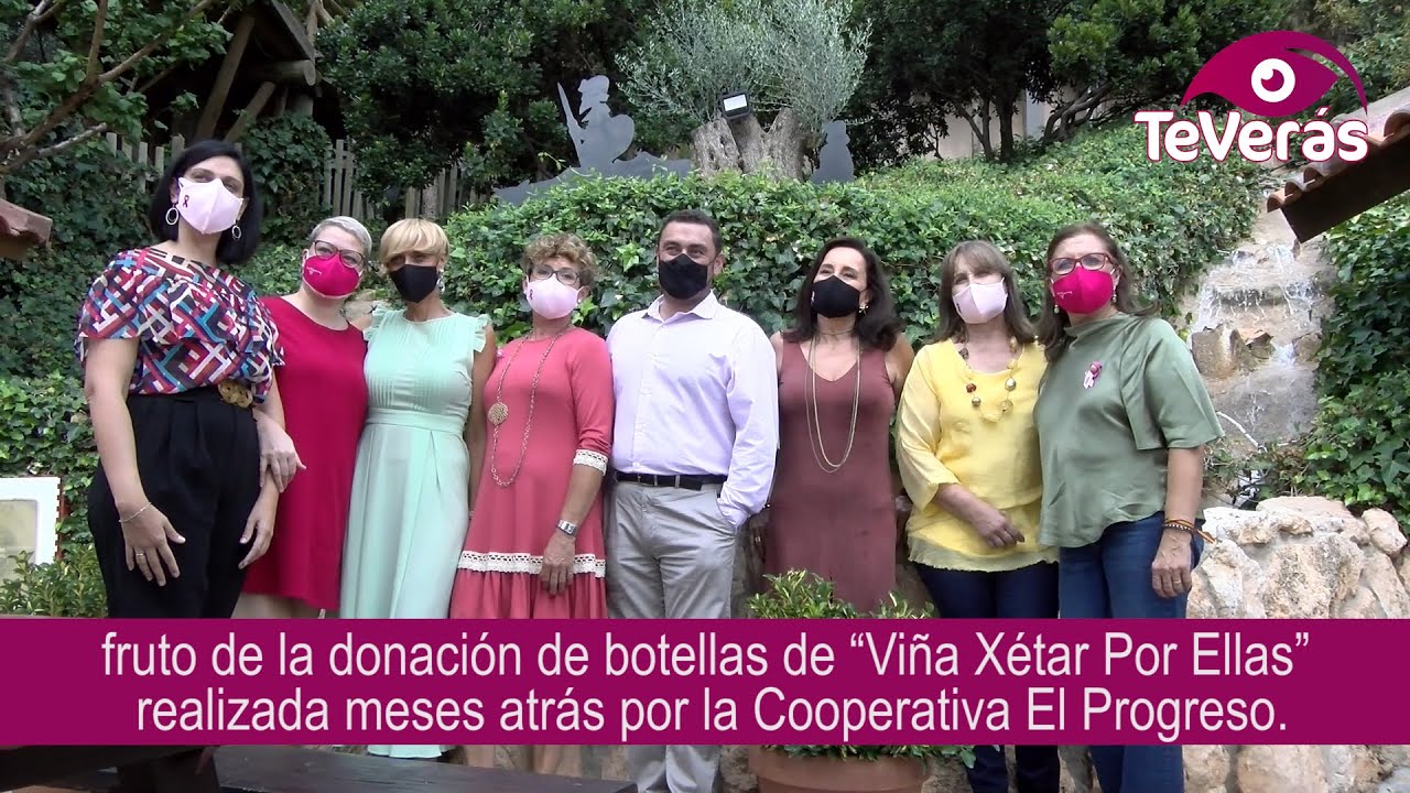 Las Supernenas entregan 3.000 euros gracias a Viña Xétar Por Ellas