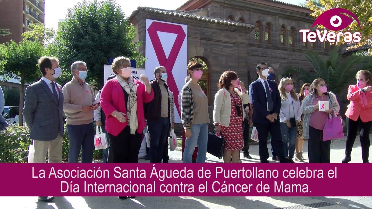Lazos rosas y reivindicaciones frente al cáncer de mama en Puertollano
