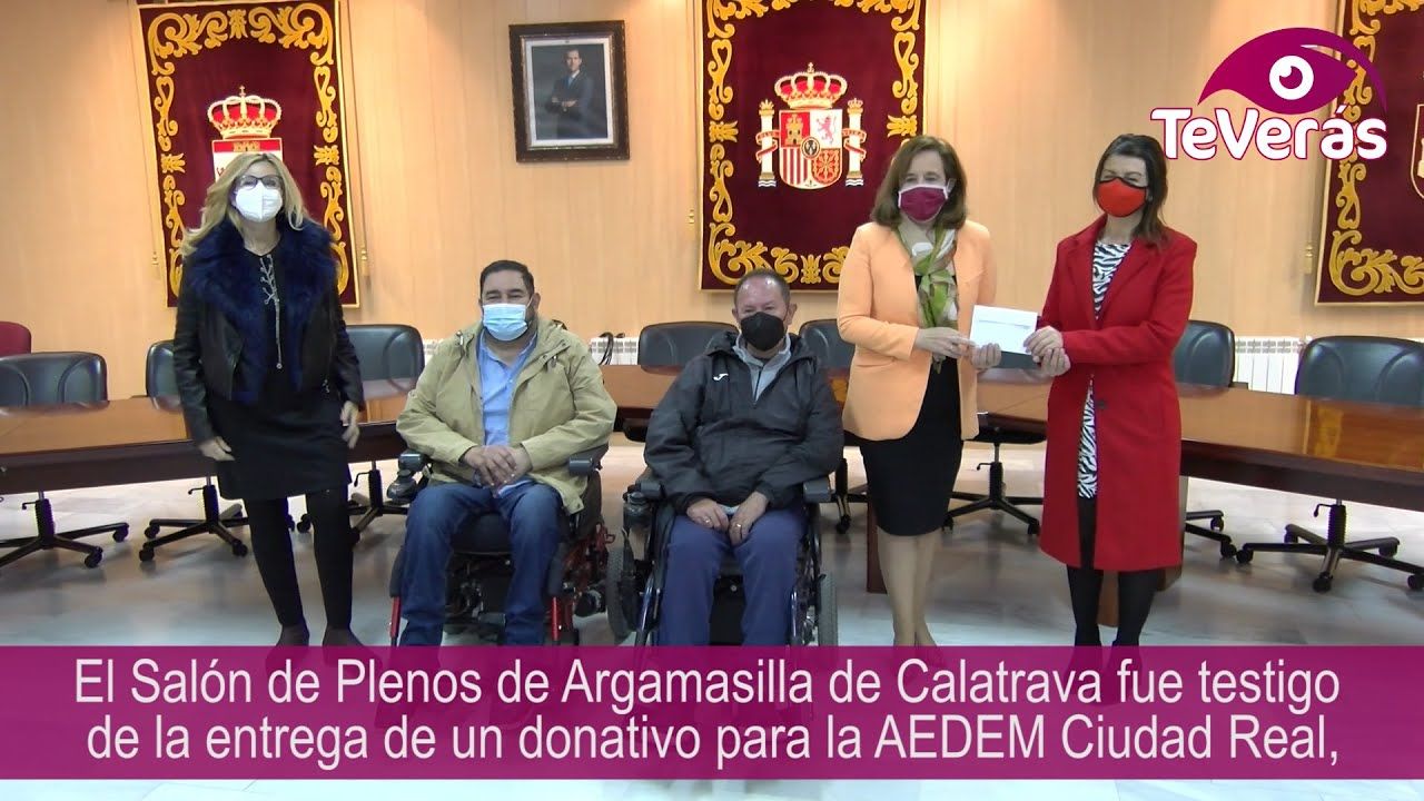 AEDEM CR recibe un donativo del Ayto. de Argamasilla de Ctva.