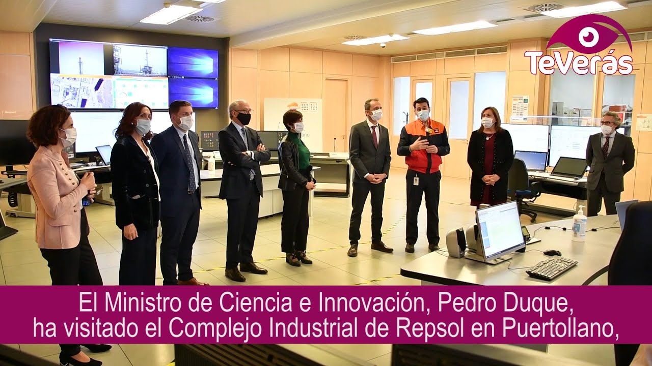 Pedro Duque visita Repsol Puertollano