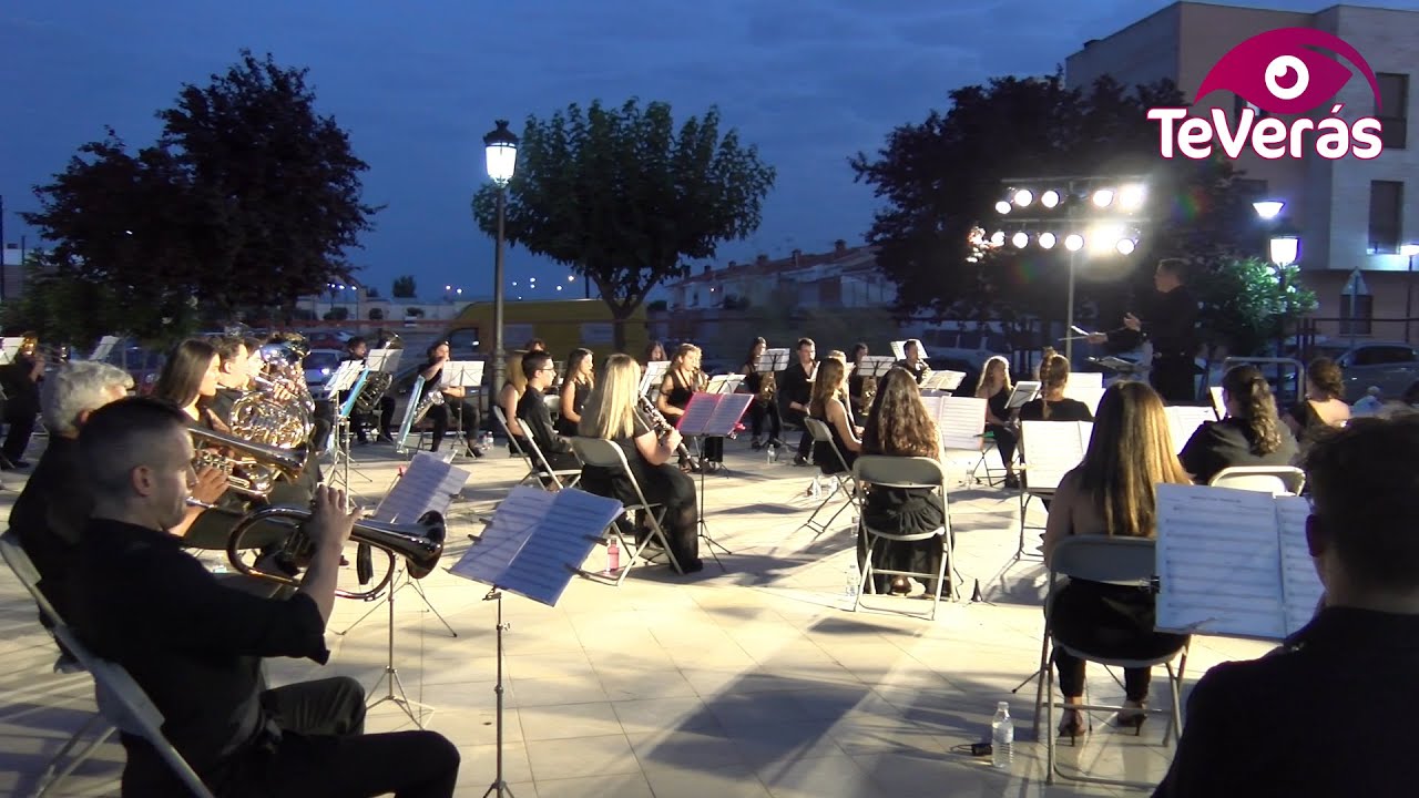 La A.M. Calatrava la Vieja pone ritmo a las fiestas carrioneras