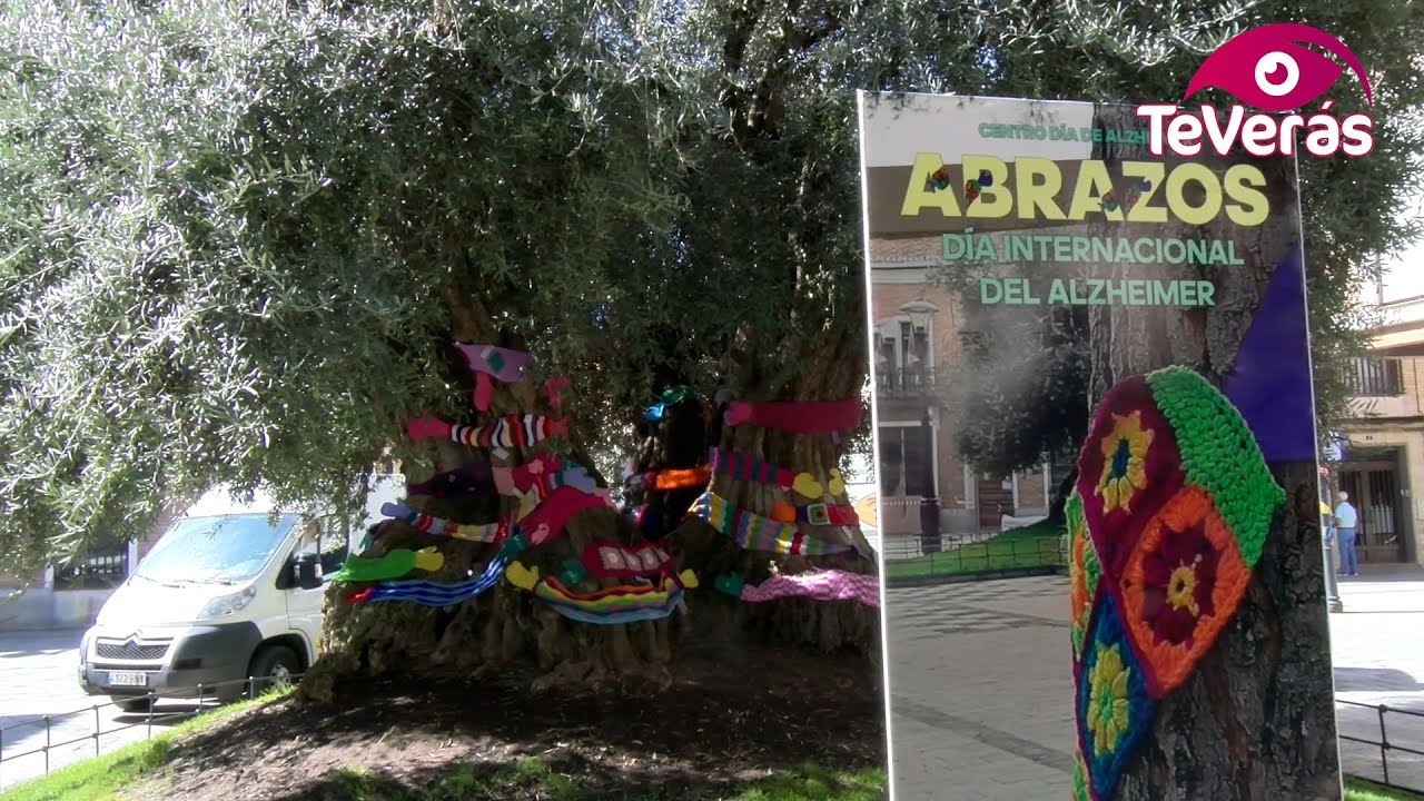 Daimiel celebra el Día Internacional del Alzheimer llenando su Plaza de “abrazos”
