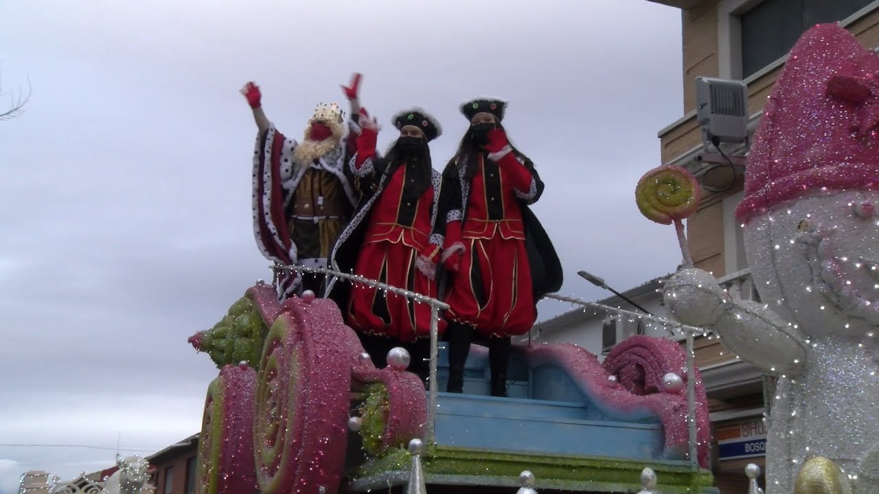Los Reyes Magos visitan a los niños y niñas de Villarrubia