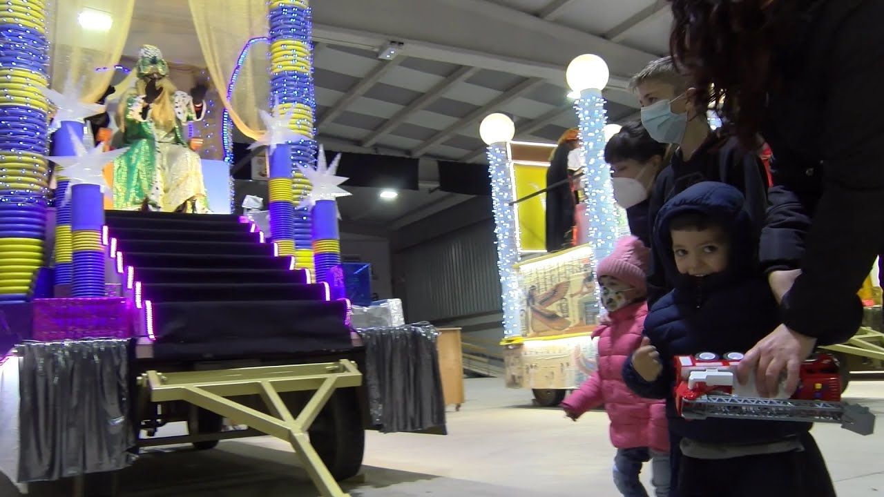 Los Reyes Magos se mojaron por los niños de Malagón