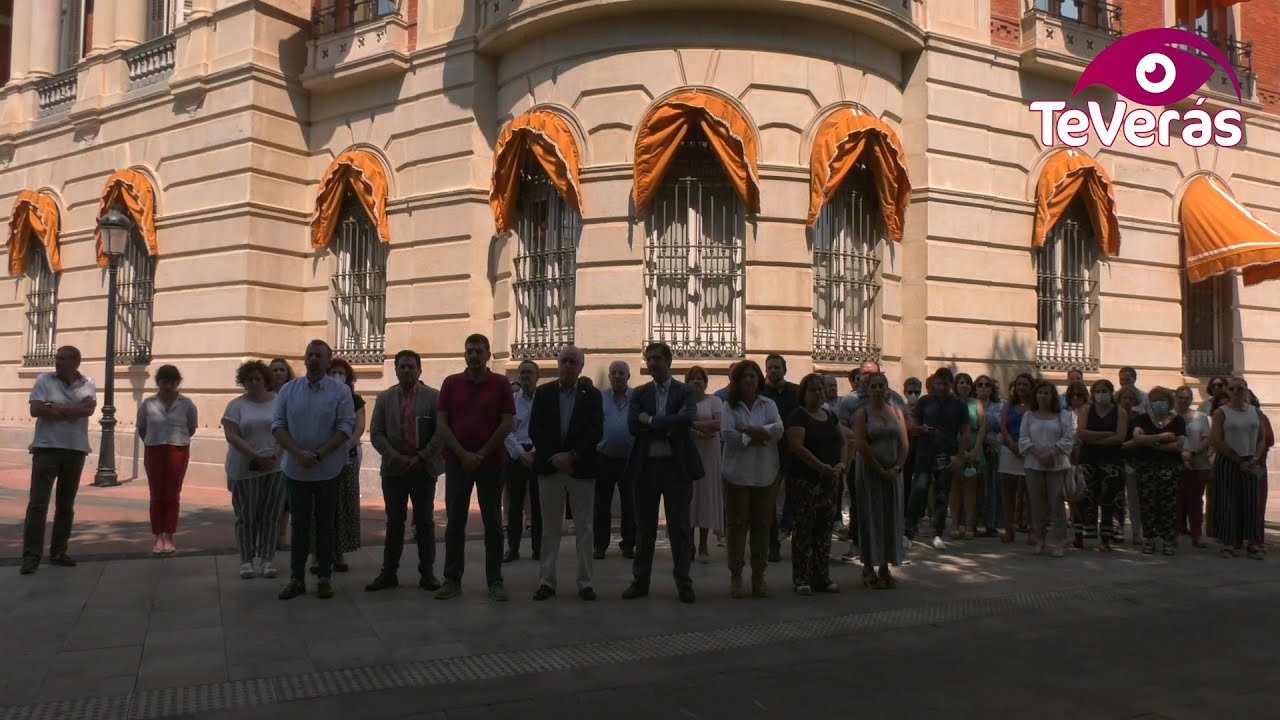 5 minutos de silencio en memoria de las víctimas del terrorismo