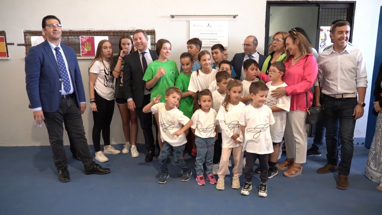 Nuevo ayuntamiento y pabellón en Saceruela