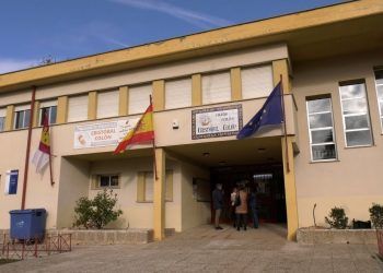 El Colegio Cristóbal Colón de Ciudad Real dispone ya de un desfibrilador
