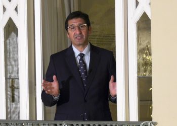 El Presidente de la Diputación provincial envía sus mejores deseos