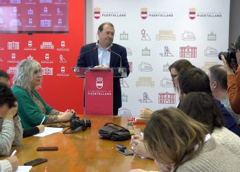 El alcalde de Puertollano se reúne con los medios de comunicación