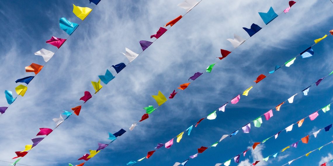 banderines fiestas populares