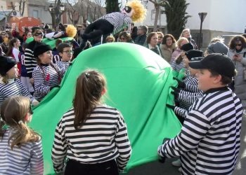 Calzada de Calatrava anuncia la llegada del Carnaval 2023 con el Manteo de Peleles