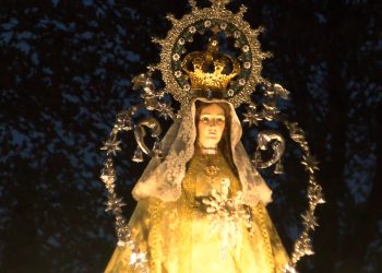 Nuestra Sra. la Virgen de la Encarnación recorre las calles de Carrión de Calatrava
