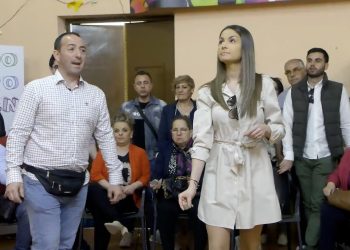 Miles de personas juegan a las Caras de Calzada de Calatrava