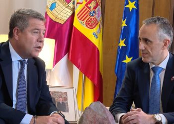 Reunión entre Presidente Castilla-La Mancha y Alcalde de Puertollano