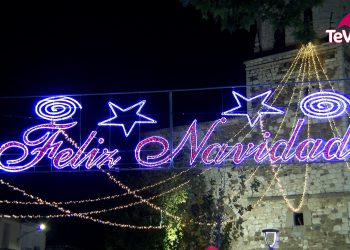 Brillante inicio navideño en Santa Cruz de Mudela