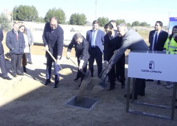 Primera piedra Pasarela Miguelturra-Ciudad Real