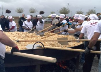 CARRIÓN COMIENZA SUS FIESTAS CON LAS MIGAS POPULARES