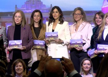 diputación homenaje mujeres