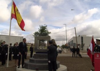 Puertollano ya tiene un monumento a la Policía Nacional