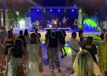 Éxito rotundo del grupo tributo «El 28» en las fiestas de Santiago de Carrión de Calatrava
