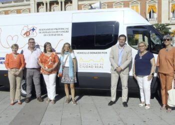 Nuevo vehículo para la Hermandad de Donantes de Sangre