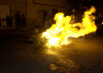Castellar de Santiago arde en honor al Santísimo Cristo de la Misericordia