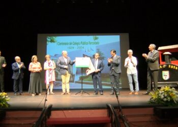 EL QUIJANO SE VUELCA CON EL CENTENARIO DE LA ESCUELA FERROVIARIA