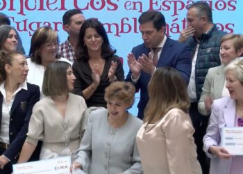 Entrega de la recaudación de conciertos solidarios