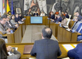 moción caza controlada
