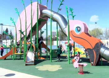 Pozuelo de Calatrava inaugura el parque infantil temático “La Inesperada”