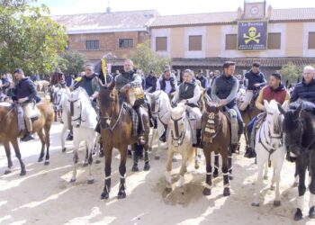Torrenueva exhibe su identidad con la “Borricá”