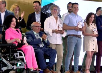 La III Gala CAPACES de CLM Inclusiva COCEMFE reconoce el compromiso y labor de personas, organizaciones y empresas