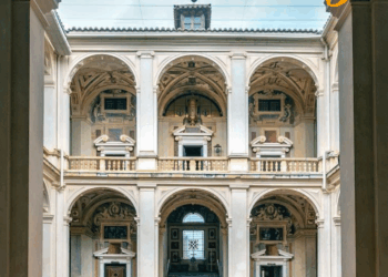¡Descubre el Palacio del Marqués de Santa Cruz!