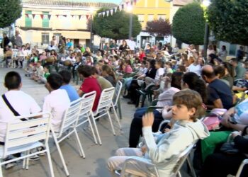 Los niños de Carrión de Calatrava disfrutaron con los Juegos Medievales y el teatro infantil