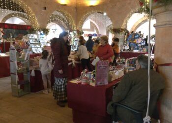 Villanueva de los infantes comienza su XXI Feria de Artesanía.