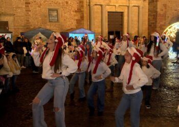 Ya llegó la Navidad triunfa en La Solana con una exhibición de baile