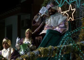 La Solana ha vivido una Cabalgata de Reyes por todo lo alto: con alegría, emoción y muchos caramelos