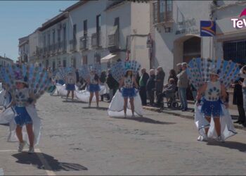 Almagro cierra su Carnaval con el desfile de Comparsas y Carrozas