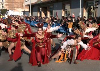 Desfile del XLI Concurso de Carrozas y Charangas