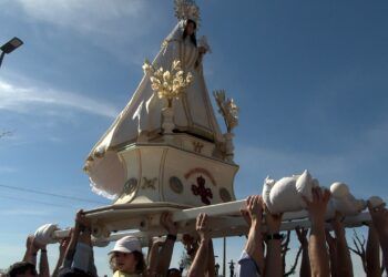 Carrión recibe a su Patrona en un emotivo Domingo de Resurrección