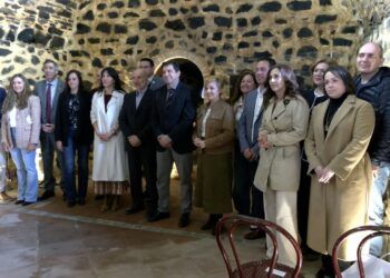 Piedrabuena inaugura el centro de visitantes del Castillo de Mortara