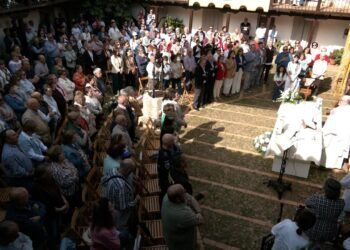 La Virgen de la Sierra regresa a su santuario en un día de devoción y convivencia