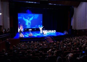 El Teatro Quijano acogió la gala del 40 aniversario de la UCLM