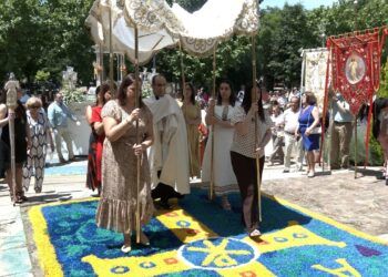 Malagón celebra con fe y hermanamiento la procesión del Corpus Christi