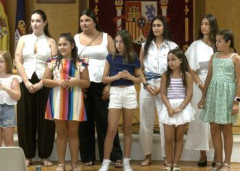 El sorteo de las Reinas y Damas de Daimiel da el pistoletazo de salida a la Feria 2026