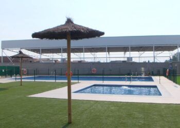El Torno estrena su esperada piscina municipal