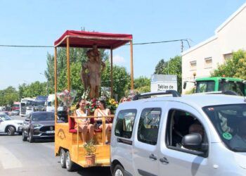 La devoción sobre ruedas toma Malagón por San Cristóbal