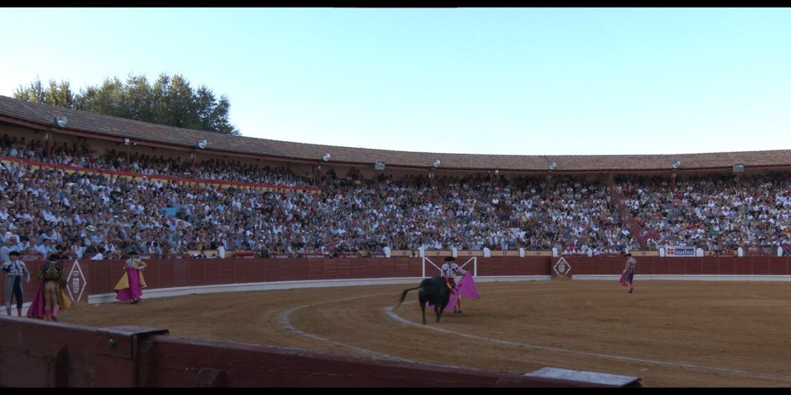 Almagro continúa sus fiestas en un día histórico